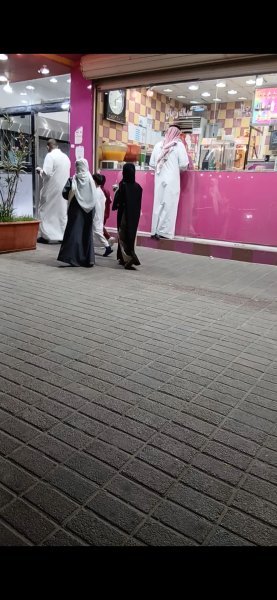 Screenshot_٢٠٢٥٠٩٣٠_٠٢٢٨٠٠_Video Player.jpg
