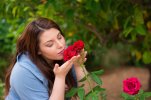 oler-las-rosas-55250129.jpg