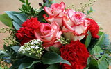desktop-wallpaper-plants-flowers-roses-bouquets.jpg
