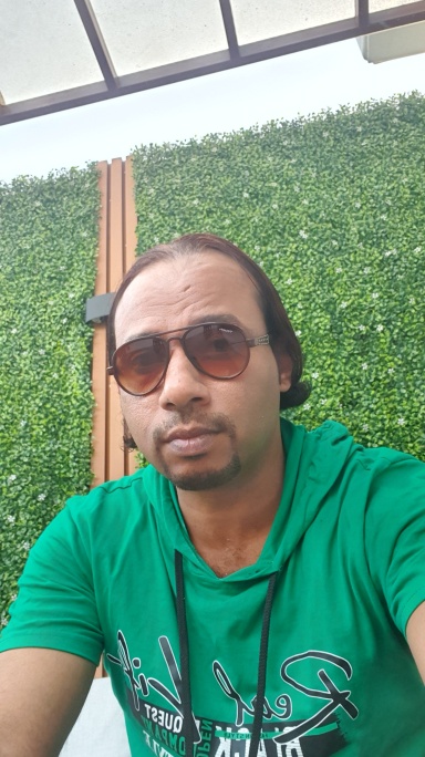 الشاعر فهد احمد بارجاش